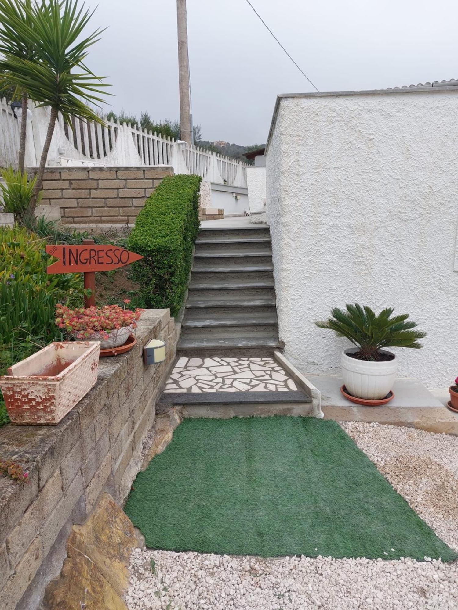 Oasi Del Relax Bed and Breakfast Civitavecchia Exteriör bild