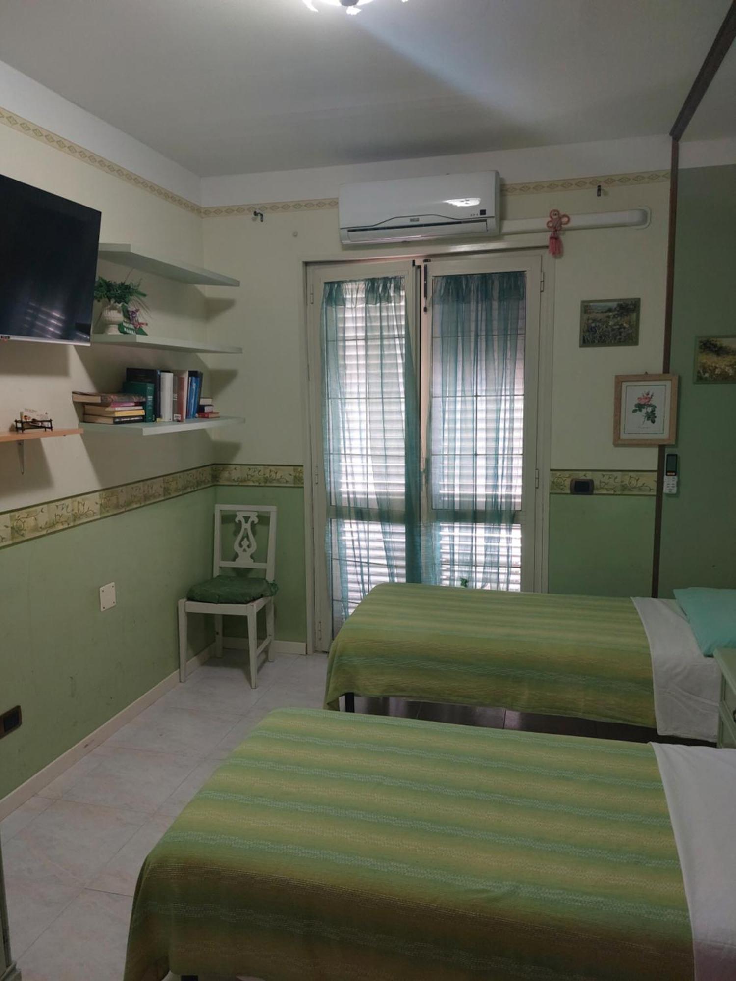 Oasi Del Relax Bed and Breakfast Civitavecchia Exteriör bild