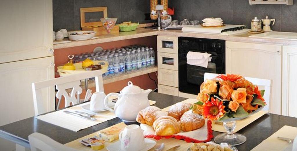 Oasi Del Relax Bed and Breakfast Civitavecchia Rum bild